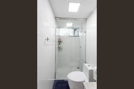 Apartamento à venda com 60m², 2 quartos e 1 vaga Apartamento à venda com 60m², 2 quartos e 1 vagaBanheiro social