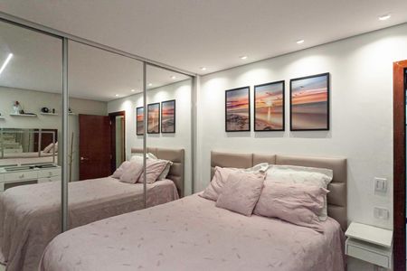 Apartamento à venda com 60m², 2 quartos e 1 vaga Apartamento à venda com 60m², 2 quartos e 1 vagaQuarto 1