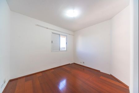 Quarto 2 de apartamento para alugar com 2 quartos, 62m² em Silveira, Santo André