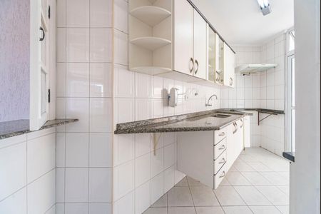 Apartamento para alugar com 62m², 2 quartos e 1 vagaCozinha 