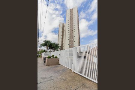 Fachada do bloco de apartamento para alugar com 2 quartos, 62m² em Silveira, Santo André