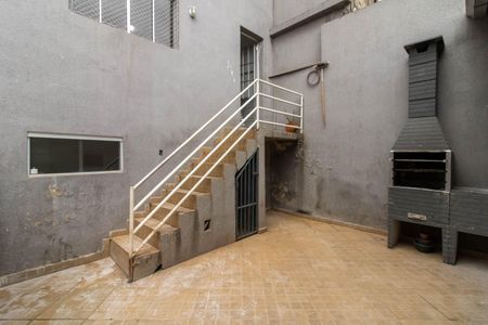 Casa para alugar com 182m², 4 quartos e 2 vagasQuintal 