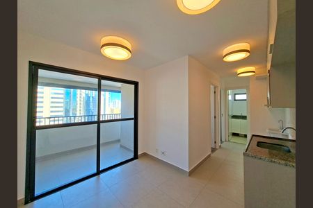 Sala de apartamento à venda com 2 quartos, 40m² em Indianópolis, São Paulo