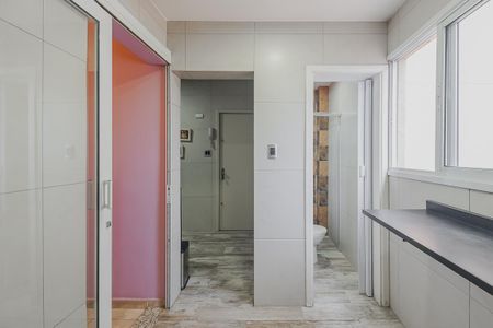 Apartamento para alugar com 71m², 2 quartos e 1 vagaÁrea de Serviço