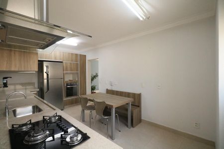 Apartamento para alugar com 150m², 3 quartos e 2 vagas Apartamento para alugar com 150m², 3 quartos e 2 vagasCozinha