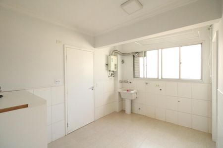 Apartamento para alugar com 150m², 3 quartos e 2 vagas Apartamento para alugar com 150m², 3 quartos e 2 vagasÁrea de Serviço