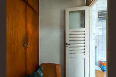 Apartamento à venda com 200m², 4 quartos e 1 vaga Apartamento à venda com 200m², 4 quartos e 1 vagaQuarto de Serviço