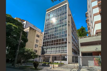 Apartamento à venda com 200m², 4 quartos e 1 vaga Apartamento à venda com 200m², 4 quartos e 1 vagaFachada do Prédio