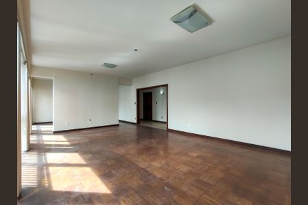 Sala de apartamento à venda com 4 quartos, 200m² em Tijuca, Rio de Janeiro