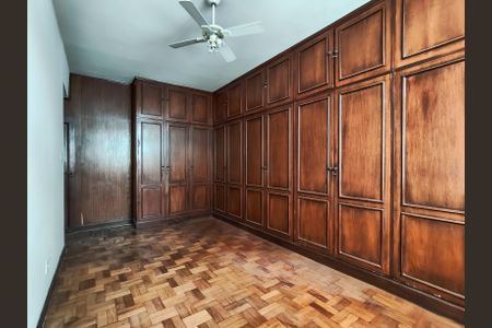 Apartamento à venda com 200m², 4 quartos e 1 vaga Apartamento à venda com 200m², 4 quartos e 1 vagaQuarto 4