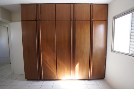 Apartamento para alugar com 77m², 3 quartos e 1 vaga