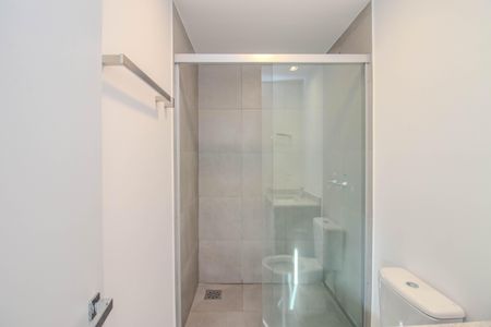 Apartamento para alugar com 59m², 2 quartos e 1 vaga Apartamento para alugar com 59m², 2 quartos e 1 vagaBanheiro da Suíte
