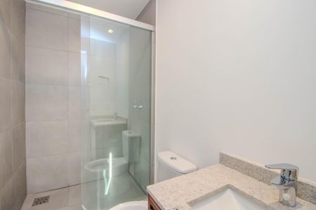 Apartamento para alugar com 59m², 2 quartos e 1 vaga Apartamento para alugar com 59m², 2 quartos e 1 vagaBanheiro da Suíte