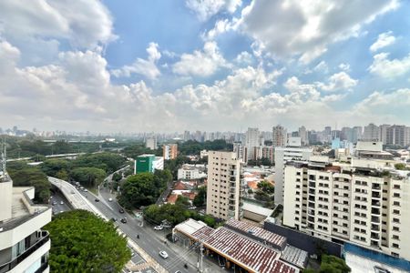 Apartamento para alugar com 152m², 1 quarto e 2 vagasVista da Suíte