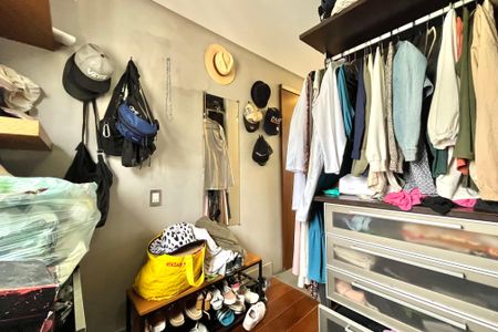 Apartamento para alugar com 152m², 1 quarto e 2 vagasCloset da suíte