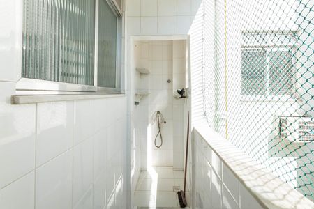 Apartamento para alugar com 62m², 2 quartos e 1 vagaÁrea de Serviço