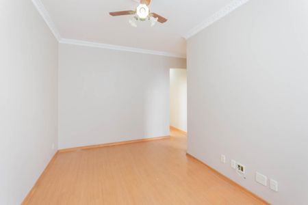 Apartamento para alugar com 62m², 2 quartos e 1 vagaSala