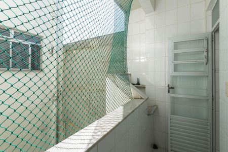 Apartamento para alugar com 62m², 2 quartos e 1 vagaÁrea de Serviço