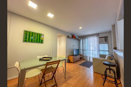 Apartamento para alugar com 95m², 2 quartos e 1 vaga Apartamento para alugar com 95m², 2 quartos e 1 vagaSala