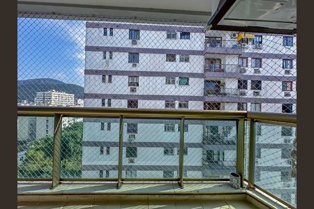 Apartamento para alugar com 95m², 2 quartos e 1 vaga Apartamento para alugar com 95m², 2 quartos e 1 vagaVaranda da Sala