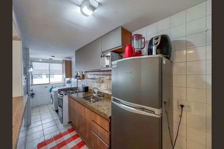Apartamento para alugar com 95m², 2 quartos e 1 vaga Apartamento para alugar com 95m², 2 quartos e 1 vagaCozinha