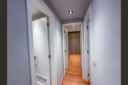 Apartamento para alugar com 95m², 2 quartos e 1 vaga Apartamento para alugar com 95m², 2 quartos e 1 vagaCorredor