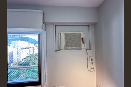 Apartamento para alugar com 95m², 2 quartos e 1 vaga Apartamento para alugar com 95m², 2 quartos e 1 vagaQuarto