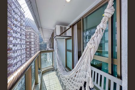 Apartamento para alugar com 95m², 2 quartos e 1 vaga Apartamento para alugar com 95m², 2 quartos e 1 vagaVaranda da Sala