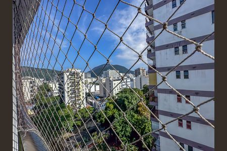 Apartamento para alugar com 95m², 2 quartos e 1 vaga Apartamento para alugar com 95m², 2 quartos e 1 vagaVista da Varanda da Sala