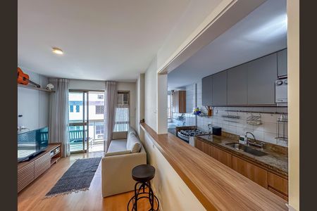 Apartamento para alugar com 95m², 2 quartos e 1 vaga Apartamento para alugar com 95m², 2 quartos e 1 vagaCozinha