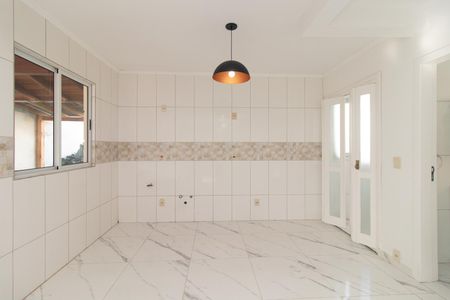 Casa para alugar com 120m², 2 quartos e 2 vagas Casa para alugar com 120m², 2 quartos e 2 vagasCozinha e Área de Serviço