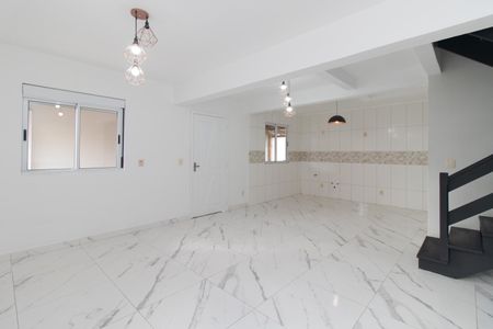 Sala de casa para alugar com 2 quartos, 110m² em Ipanema, Porto Alegre