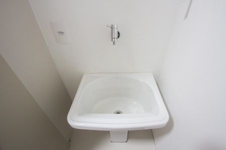 Apartamento para alugar com 70m², 2 quartos e 1 vagaÁrea de Serviço