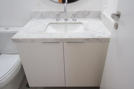 Apartamento para alugar com 70m², 2 quartos e 1 vagaBanheiro Social