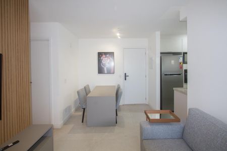 Sala de apartamento para alugar com 2 quartos, 70m² em Vila Cordeiro, São Paulo