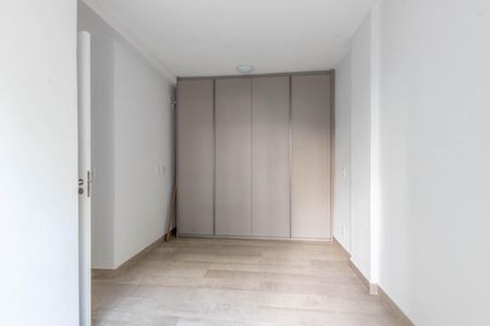 Apartamento à venda com 128m², 3 quartos e 2 vagas Apartamento à venda com 128m², 3 quartos e 2 vagasQuarto 3