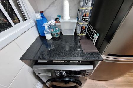 Apartamento à venda com 48m², 2 quartos e 1 vaga Apartamento à venda com 48m², 2 quartos e 1 vagaÁrea de Serviço