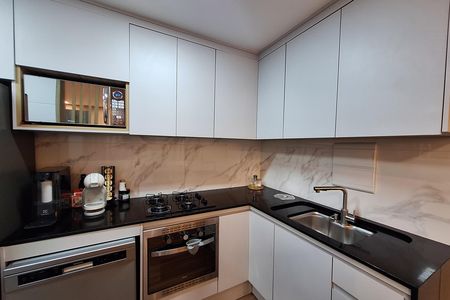 Apartamento à venda com 48m², 2 quartos e 1 vaga Apartamento à venda com 48m², 2 quartos e 1 vagaCozinha