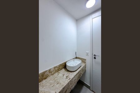 Apartamento à venda com 82m², 2 quartos e 2 vagasLavabo