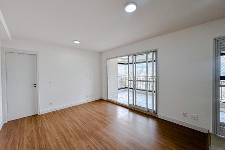 Apartamento à venda com 82m², 2 quartos e 2 vagasSala/Cozinha