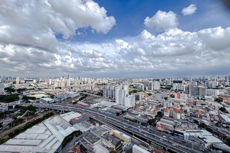 Apartamento à venda com 82m², 2 quartos e 2 vagasVista da Varanda da Suíte