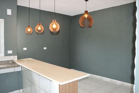 Sala/Cozinha de casa para alugar com 2 quartos, 70m² em Jardim São Marcos, Embu das Artes