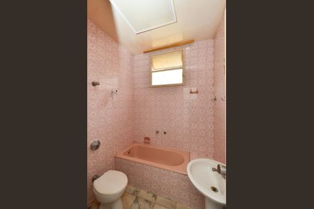 Apartamento para alugar com 100m², 3 quartos e 1 vaga Apartamento para alugar com 100m², 3 quartos e 1 vagaBanheiro social