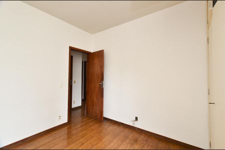 Apartamento para alugar com 100m², 3 quartos e 1 vaga Apartamento para alugar com 100m², 3 quartos e 1 vagaQuarto 1
