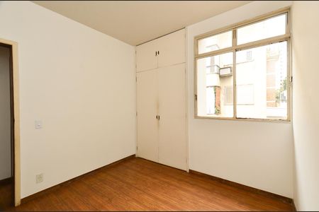 Apartamento para alugar com 100m², 3 quartos e 1 vaga Apartamento para alugar com 100m², 3 quartos e 1 vagaQuarto 2