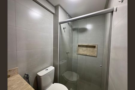 Apartamento para alugar com 72m², 2 quartos e 1 vaga Apartamento para alugar com 72m², 2 quartos e 1 vagaBanheiro da Suíte 2