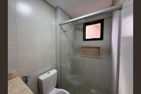 Apartamento para alugar com 72m², 2 quartos e 1 vaga Apartamento para alugar com 72m², 2 quartos e 1 vagaBanheiro da Suíte 2