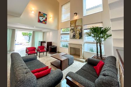 Sala de casa de condomínio para alugar com 5 quartos, 357m² em Paquetá, Belo Horizonte