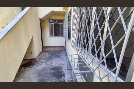 Casa para alugar com 65m², 1 quarto e sem vagaÁrea entrada