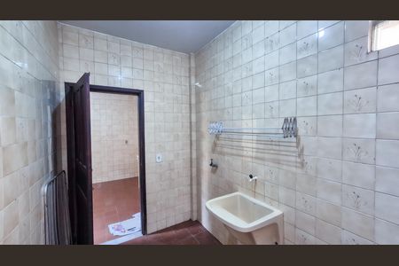 Casa para alugar com 65m², 1 quarto e sem vagaÁrea de Serviço